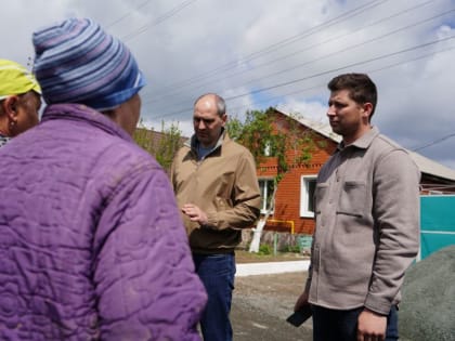 Орчанам поступает помощь от партийцев