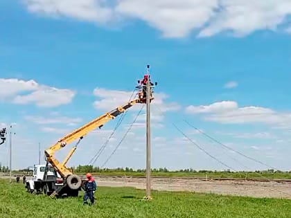 Энергетики восстановили в поселке Тукай поврежденную паводком ЛЭП