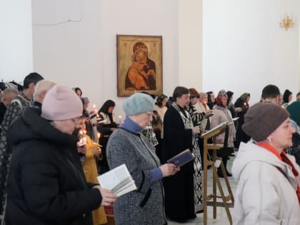 Чтение Великого канона преподобного Андрея Критского