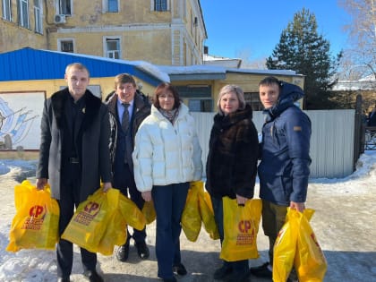 Поддержка нужна каждому: оренбургские справедливороссы навестили бойцов СВО в военном госпитале!