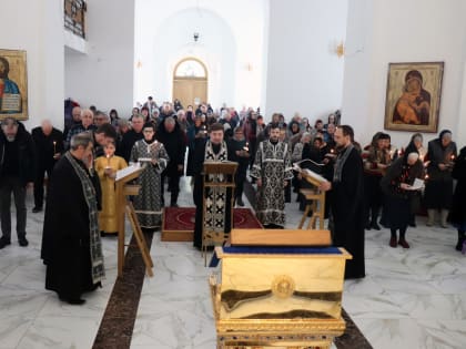 Чтение Великого канона преподобного Андрея Критского