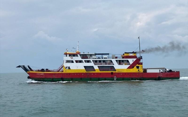 RORO Ferry Photo
