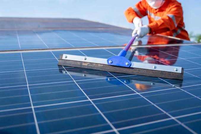 Limpeza de Painel Solar