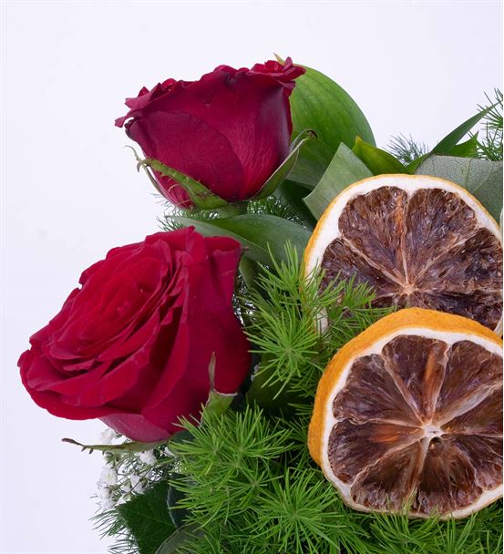 3 States of Love Kırmızı Gül Aranjmanı-thumb-2