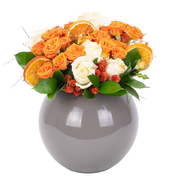 Aşkın Enerjisi Turuncu Çardak Beyaz Gül Aranjmanı