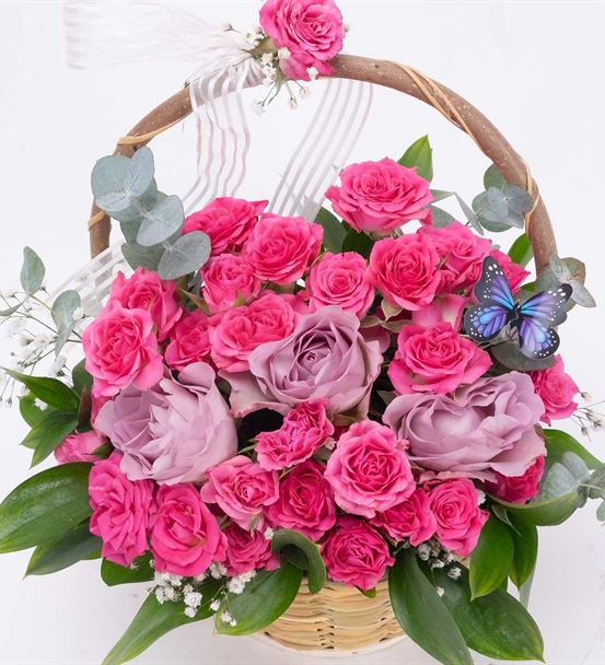 Butterfly's Pink Flower Dance Tasarım Çiçek Sepeti - hover