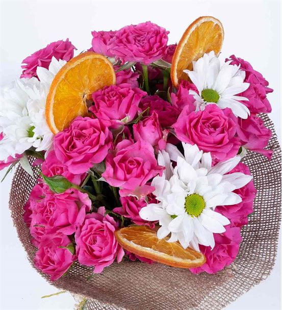 Greta Serisi Pink Heaven Çardak Gül Papatya Buketi - hover