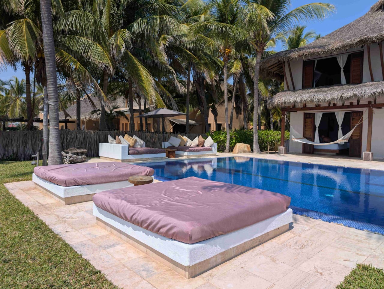 The Architecture of Puerto Escondido: A Look at Modern Villa Design