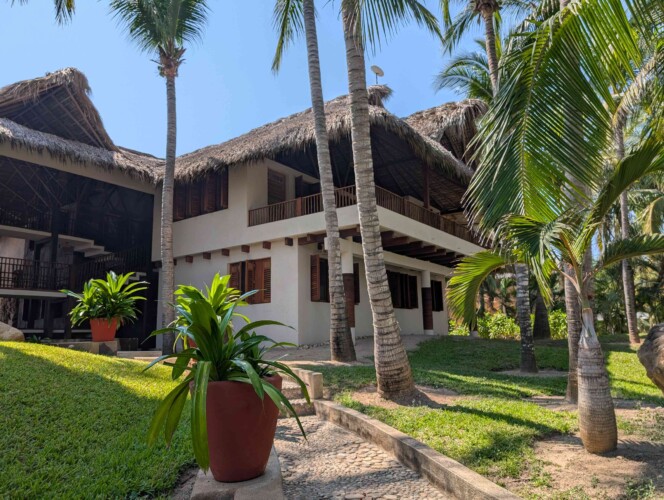 Casa Emelina beachfront location Rancho La Parota Puerto Escondido