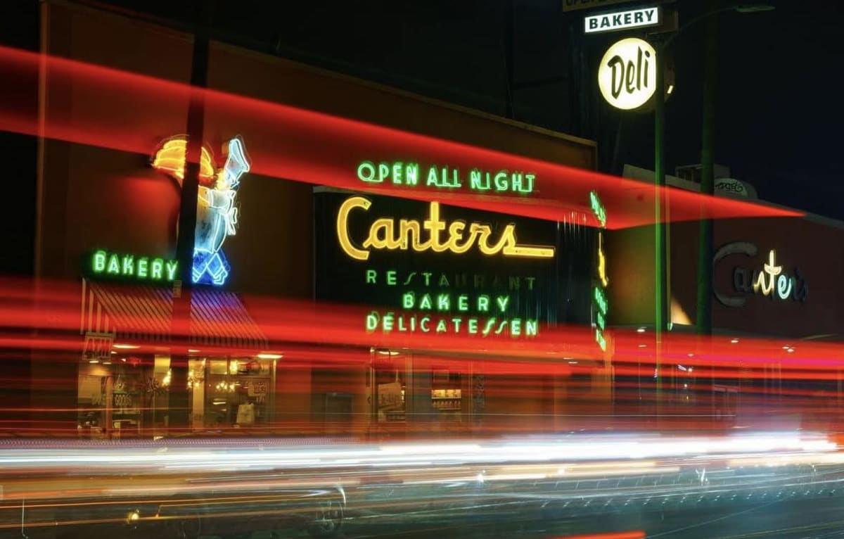 Canter's Kibitz Room