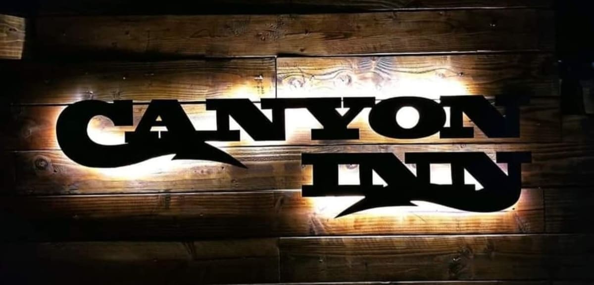 Canyon Inn Sports Bar & Grill