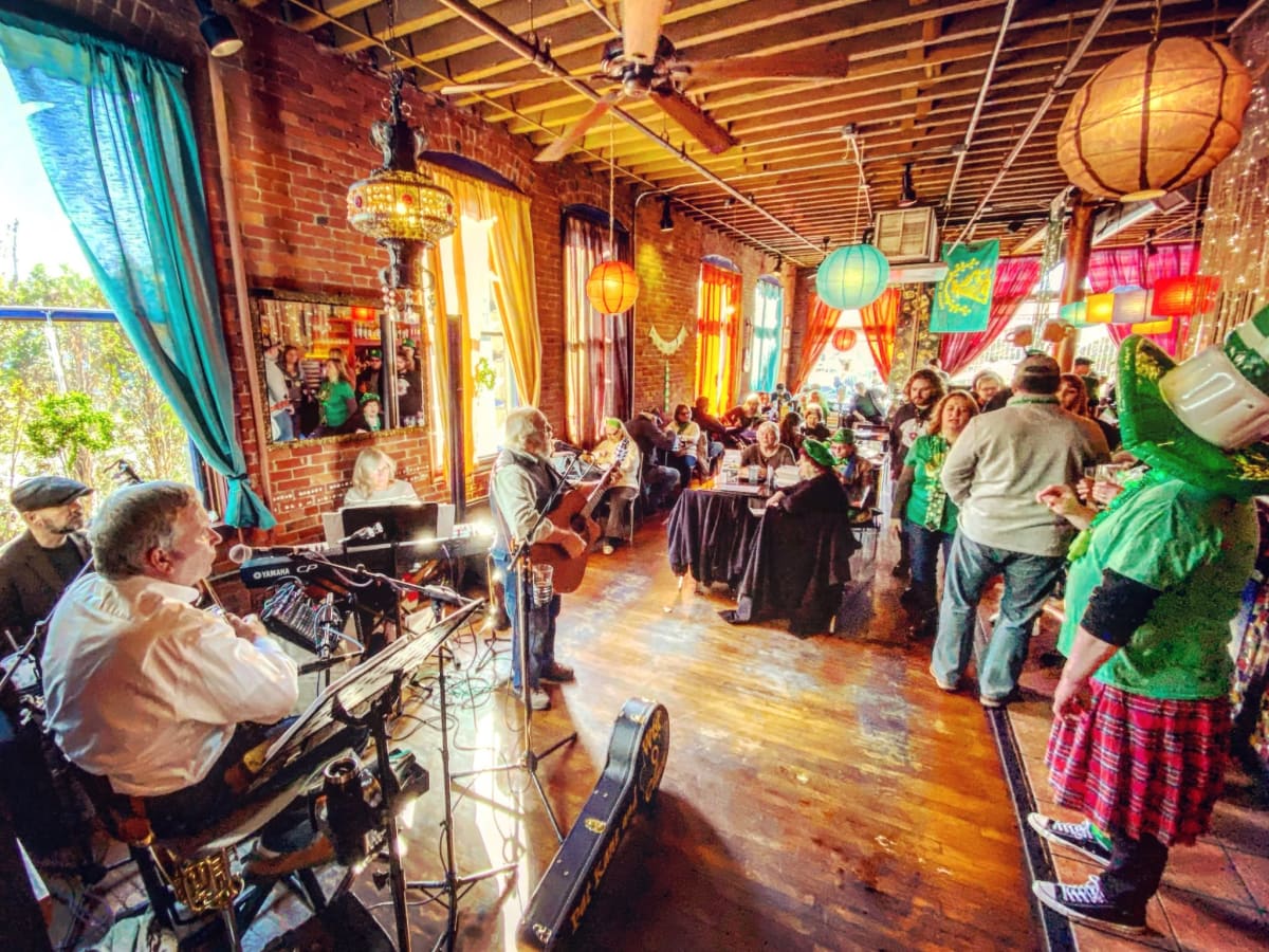The Lost Dog Cafe