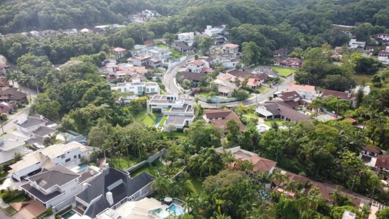 Terreno Em Condomínio em Joinville