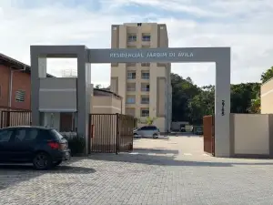 Apartamento para Aluguel no Santa Catarina em Joinville com 2 Dormitórios