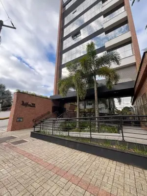 Apartamento para Aluguel no Glória em Joinville com 3 Dormitórios(1 Suíte)
