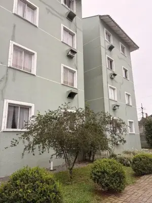 Apartamento à Venda no Saguaçu em Joinville com 2 Dormitórios e Sacada