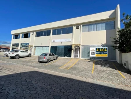 Sala Comercial para locação em Joinville, Costa E Silva