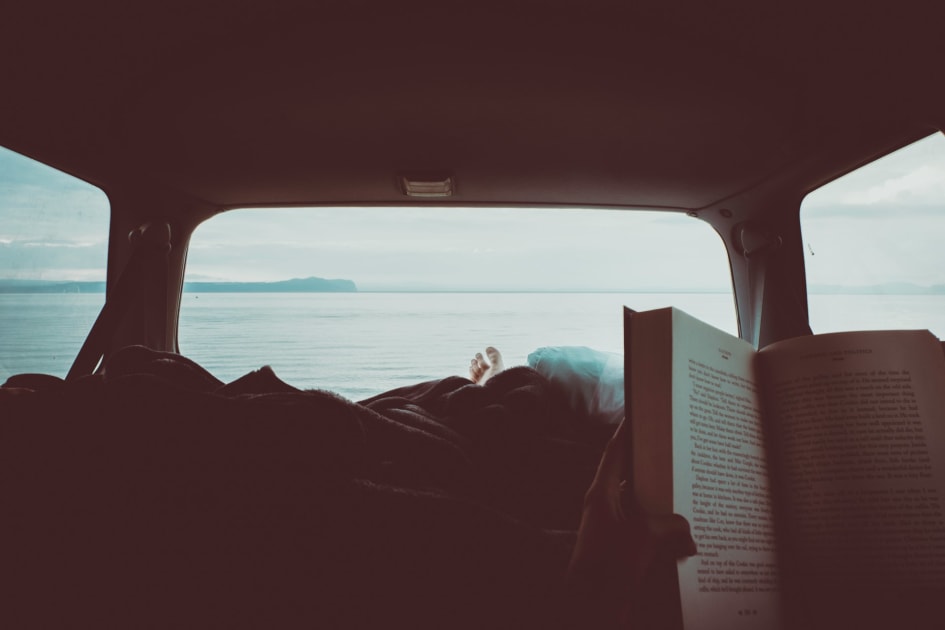 Manage Your Money While Traveling Abroad