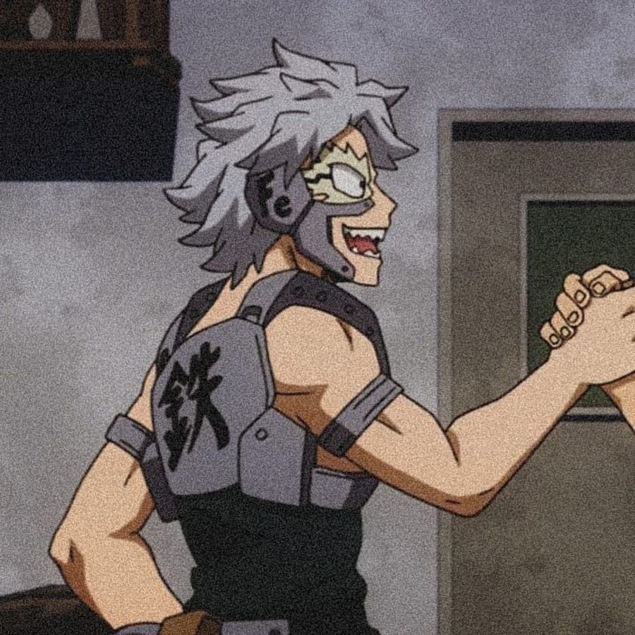 Anime matching profile picture pair titled “Kirishima Tetsutetsu Pair”, left side