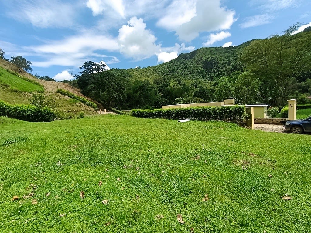 Lote en condominio campestre La Rivera