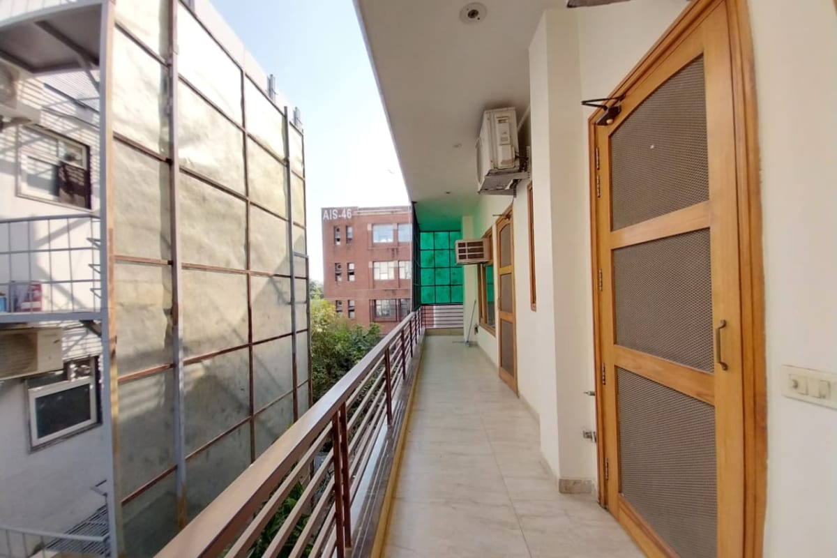 3 Bhk 2nd floor available for rent in sector 46 Gurgaon image 9