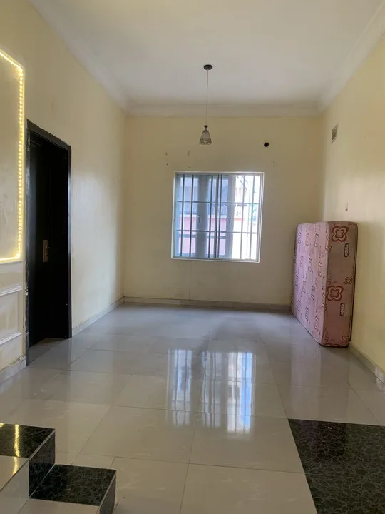 Semi-furnished apartment for Rent in Opic Estate – Residential Real Estate for Rent