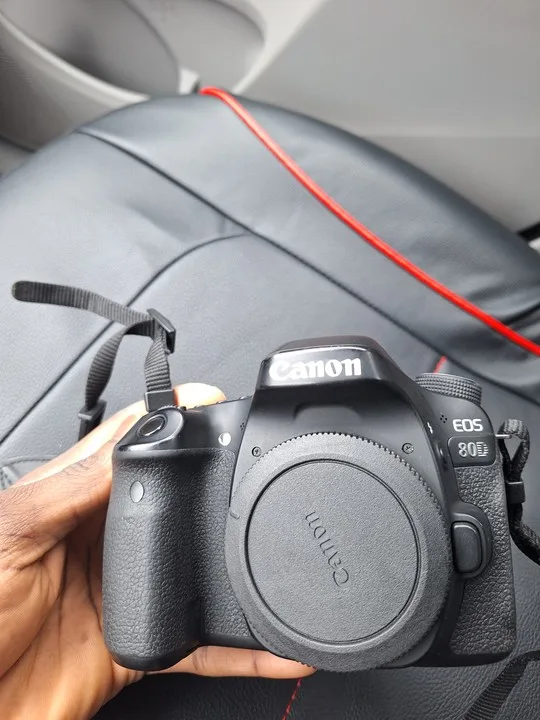 Canon EOS 80D – Camera and Optics