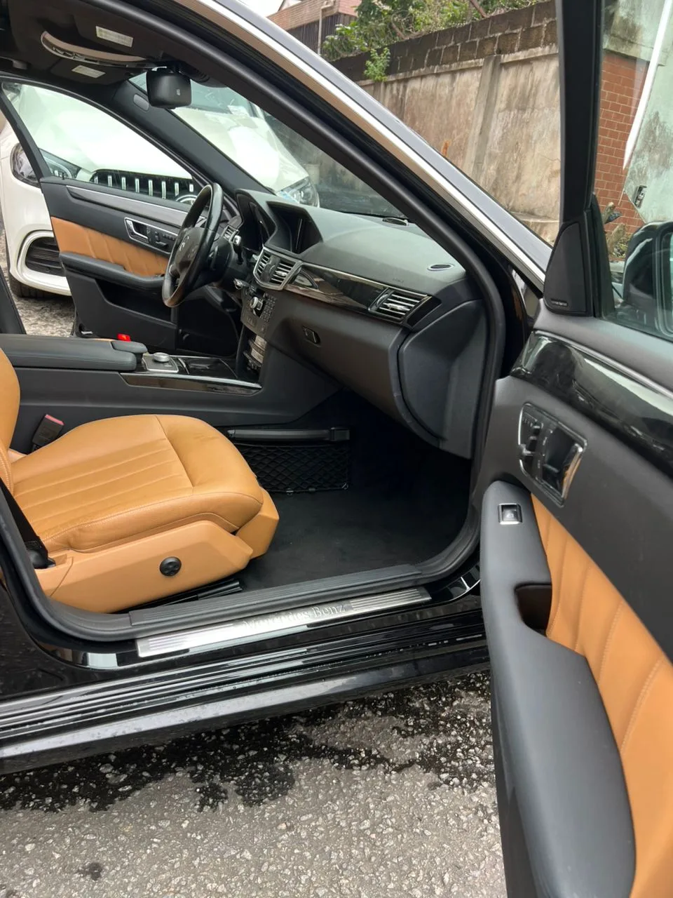 2011 Mercedes Benz E350 – Passenger Cars