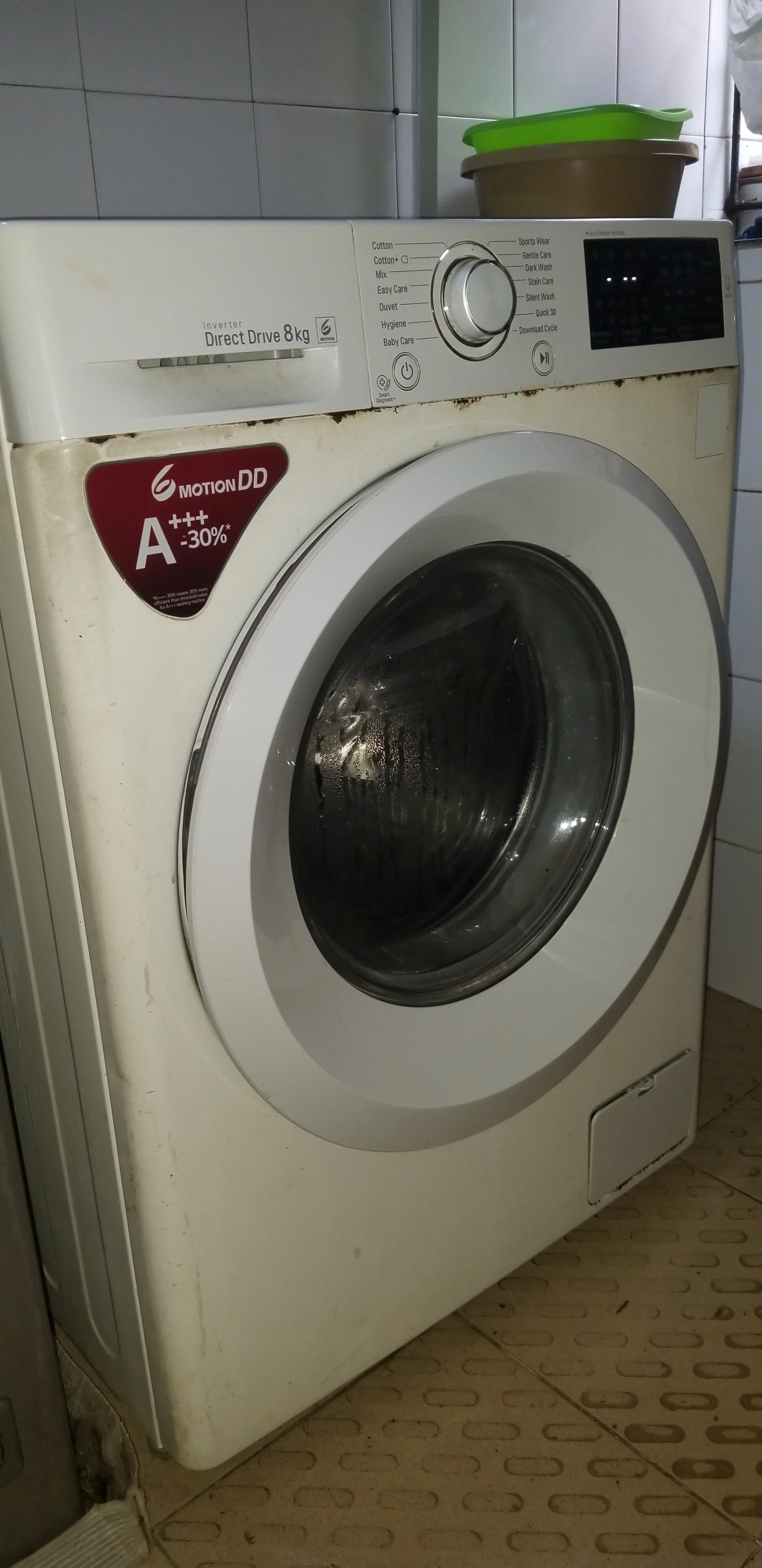 Lg 8kg Front Load Washing Machine – Fairly Used – Appliances
