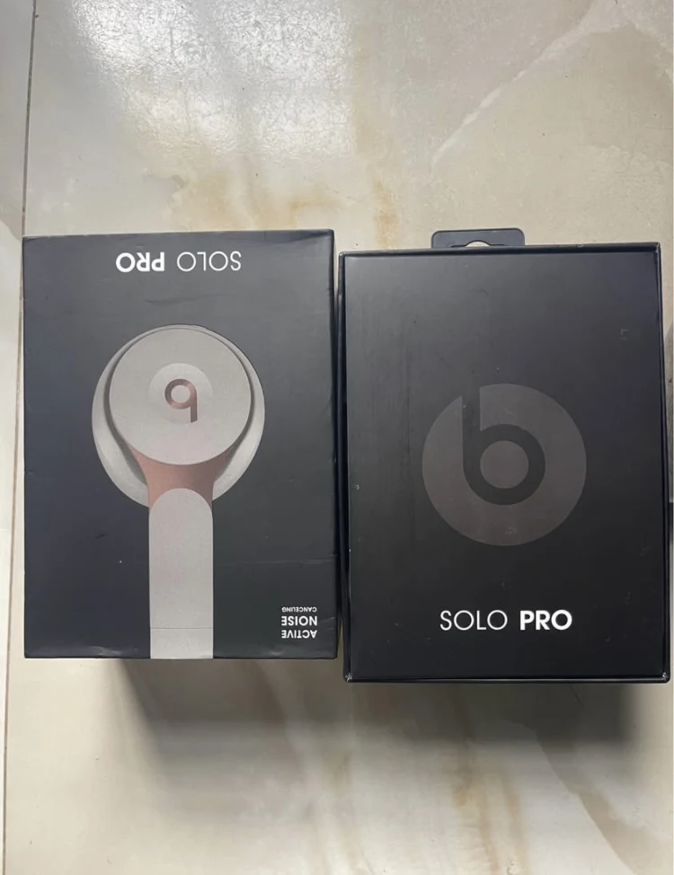 Beats Solo headphones  – Headphones