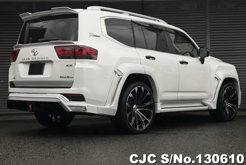 Toyota Land Cruiser – Passenger Cars