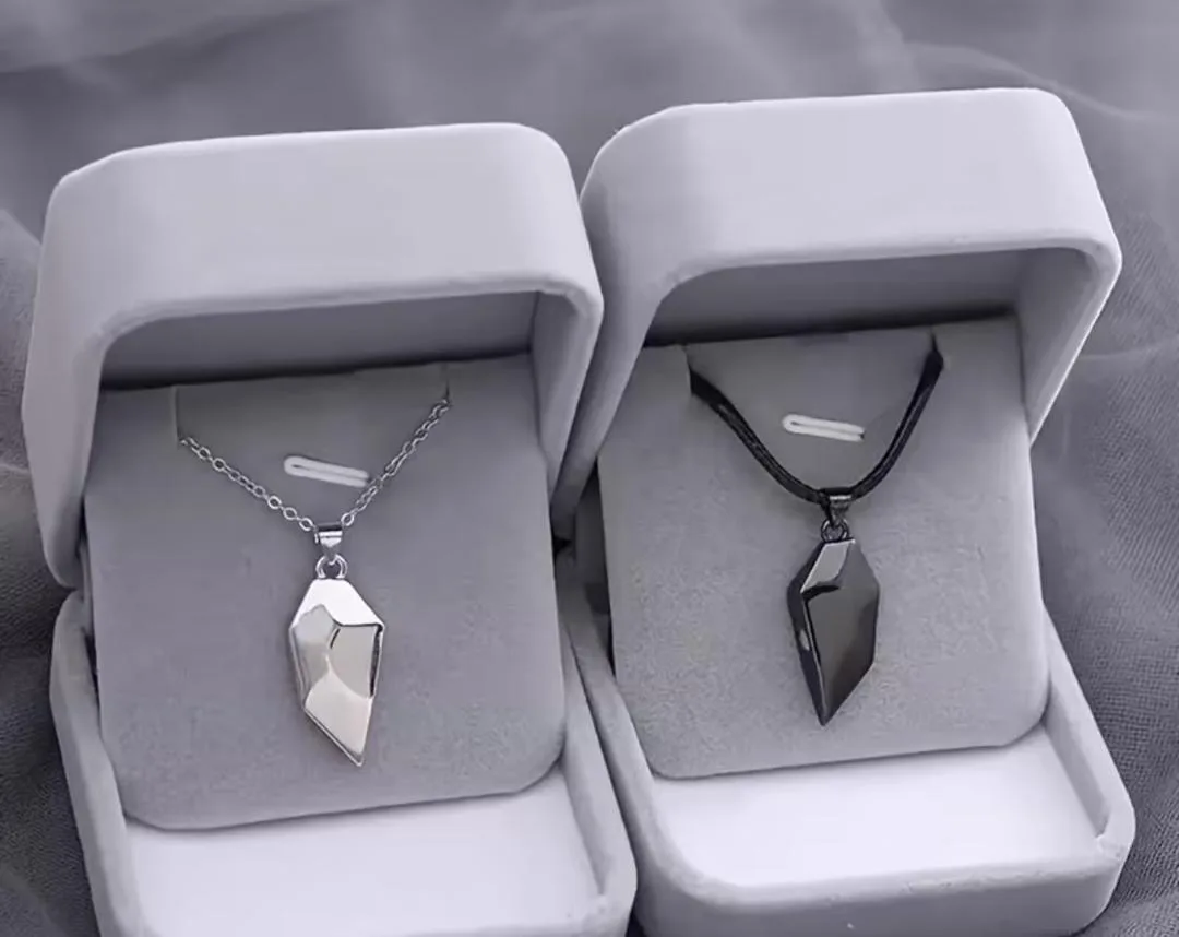 Stunning necklace-Brand New  – Women's Accessories