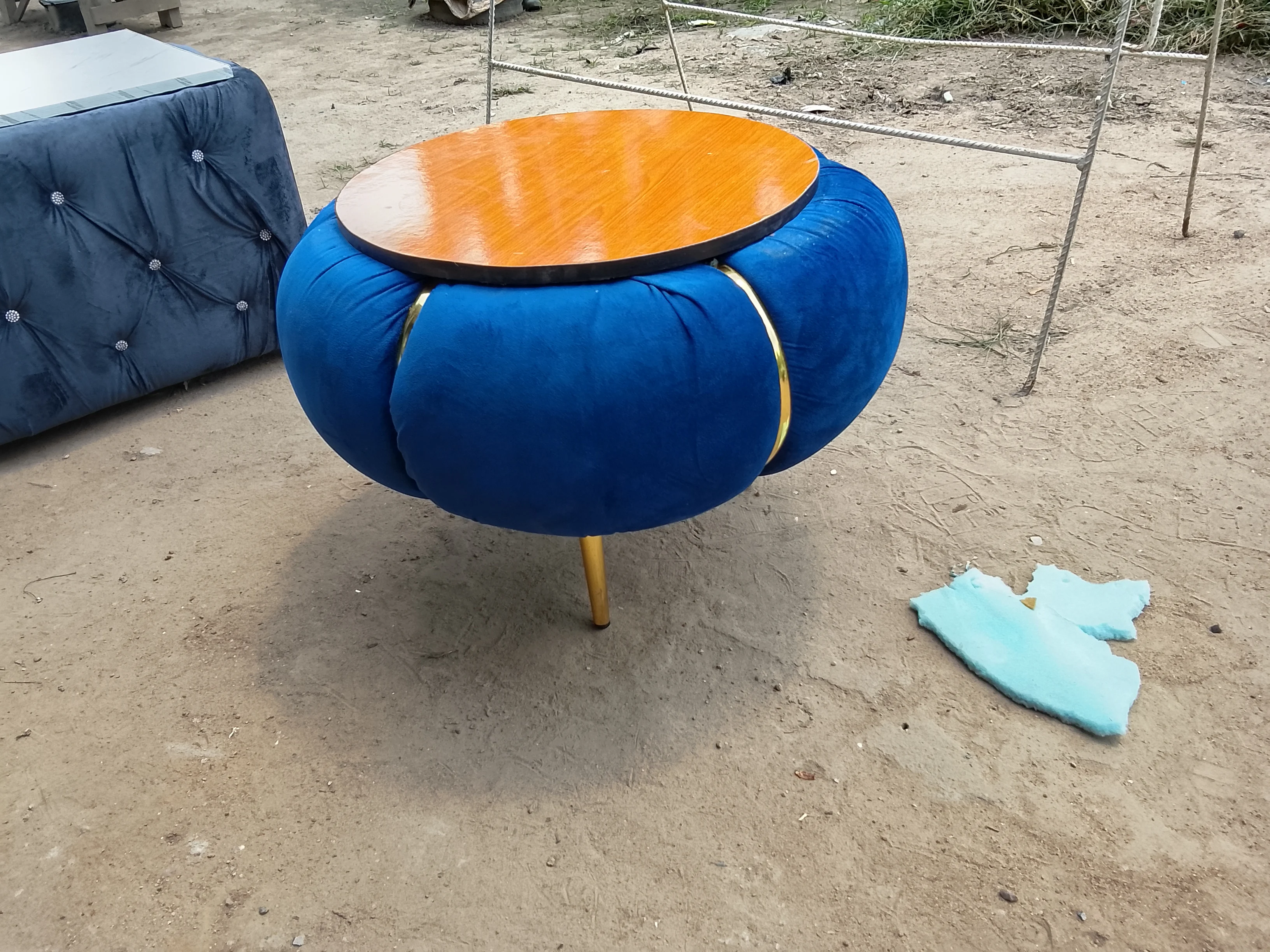 Center Table – Tables