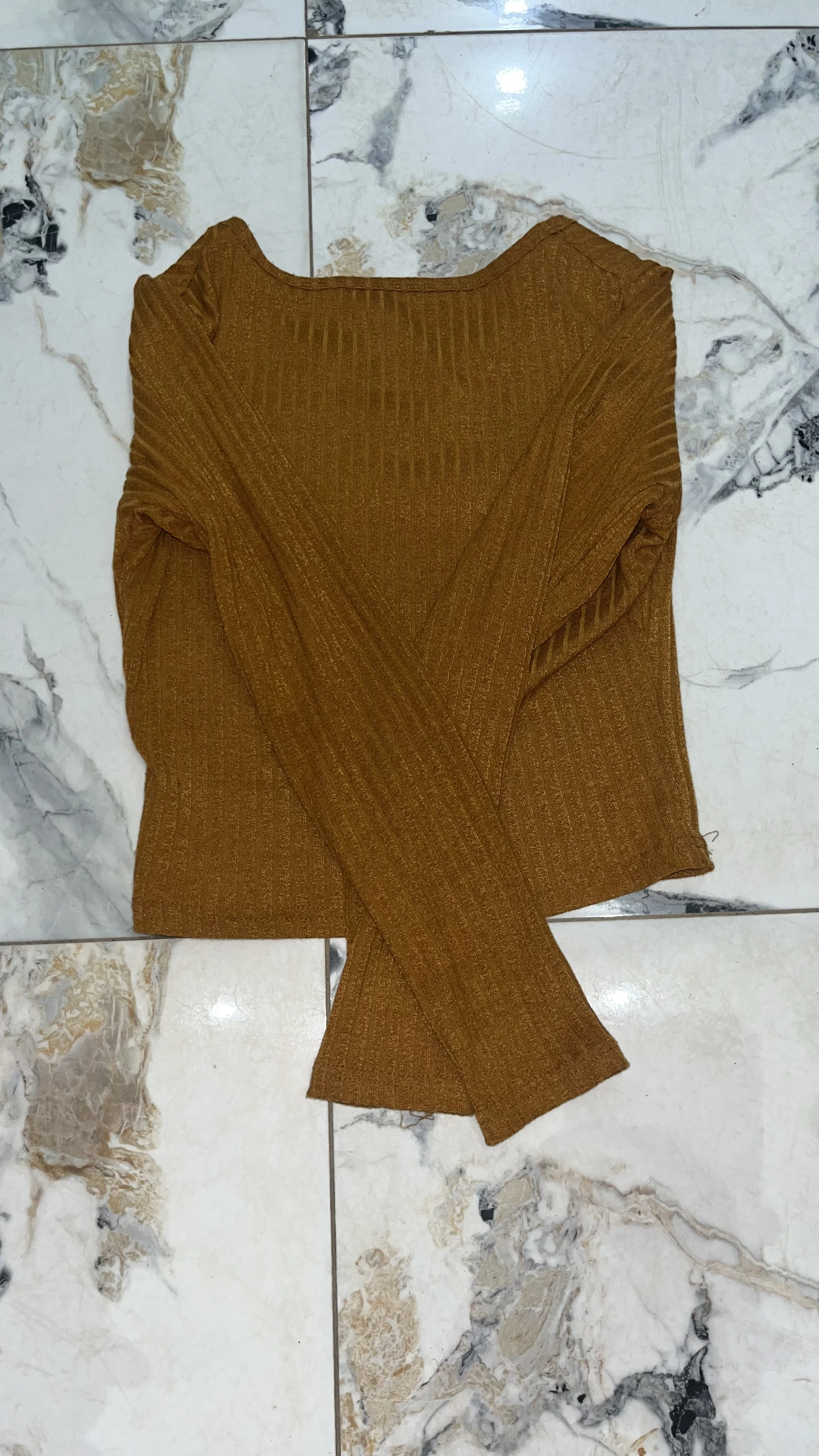 🔥 Clean Thrift Ribbed Long Sleeve Crop Top  – Women's Clothing