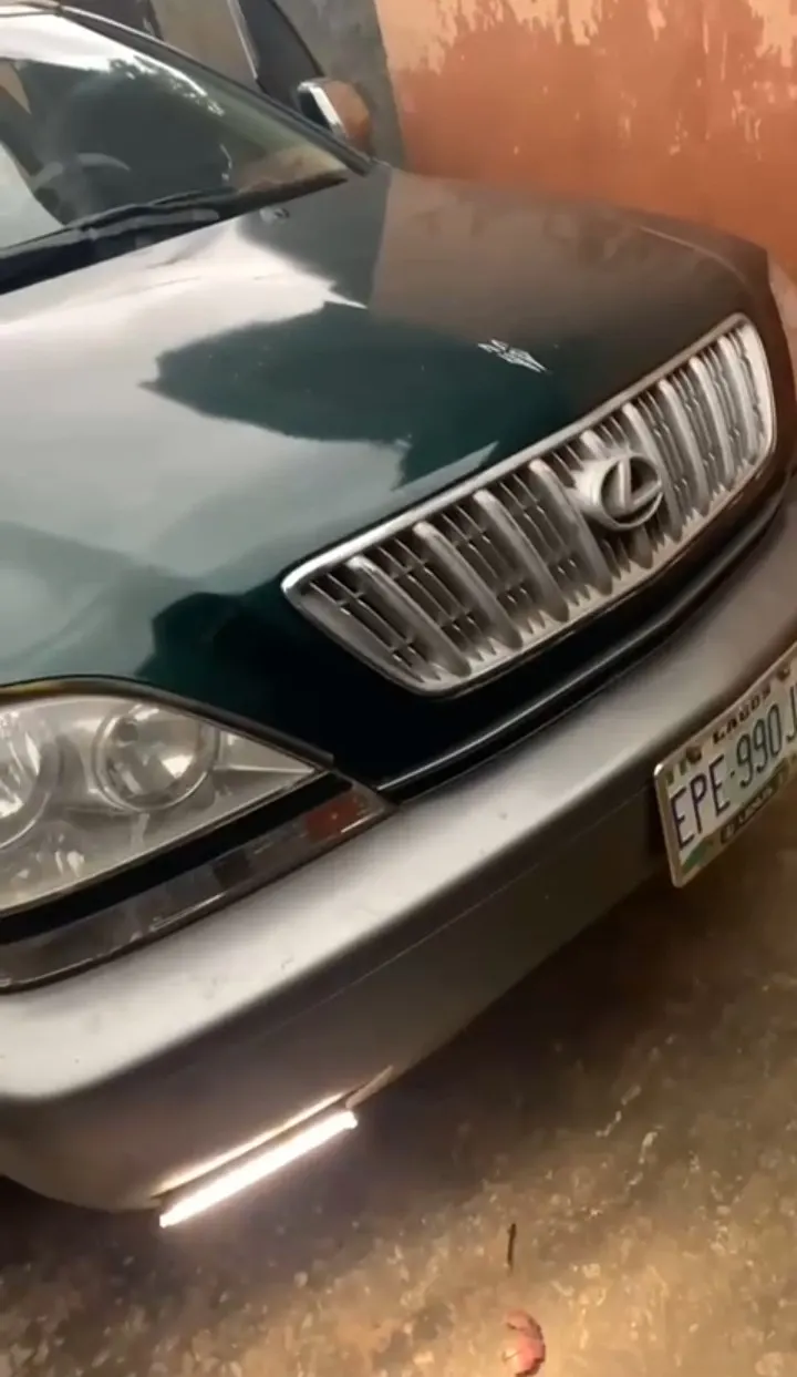 Lexus Rx300 2000 model for sell  – Passenger Cars