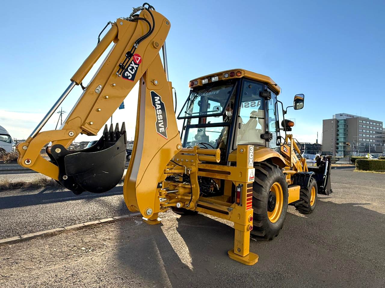 Massive 3CX Side Shift Backhoe Loaders – Farm machinery