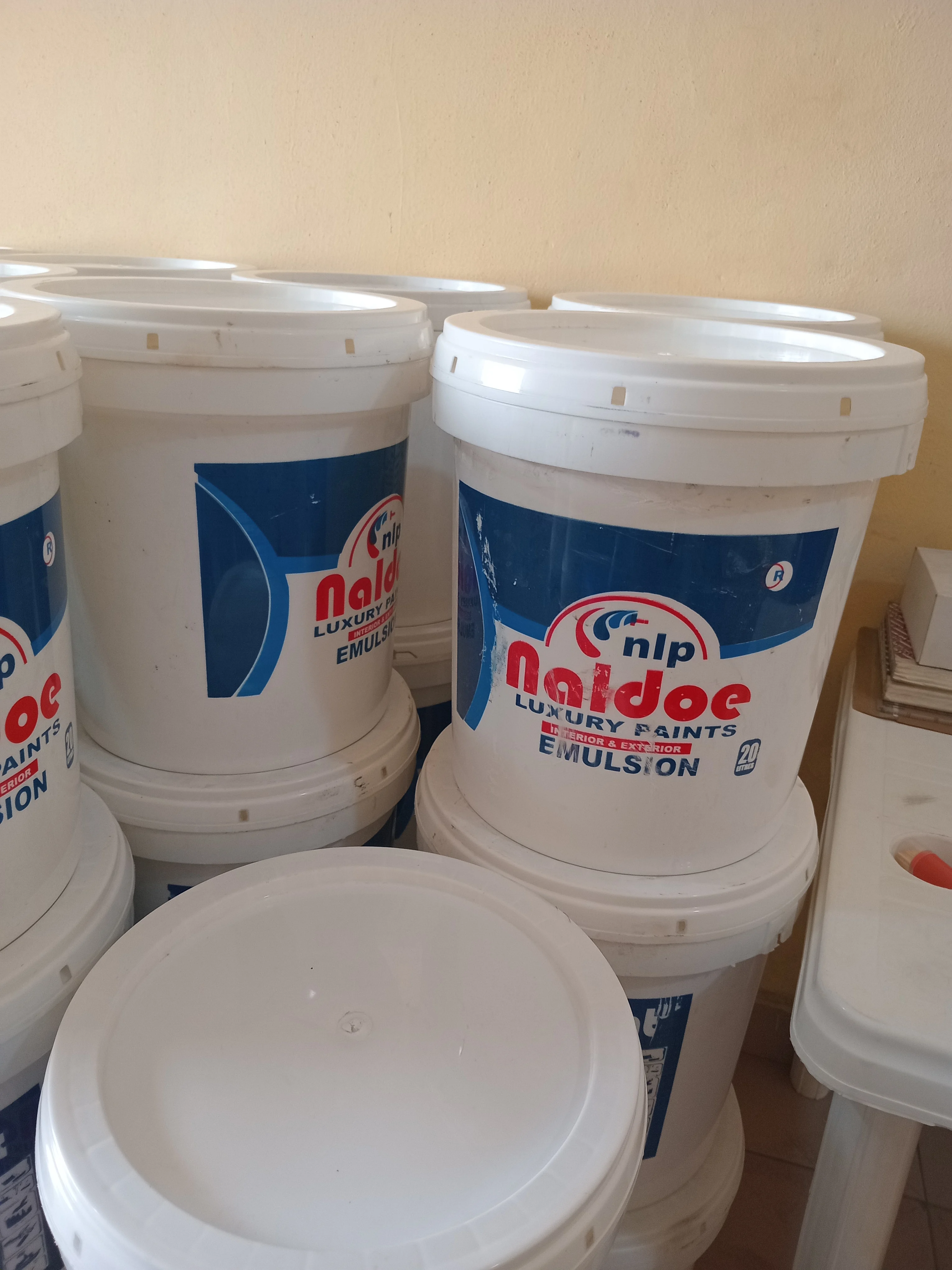 Naldoe luxury paint  – Construction Tools and Equipment