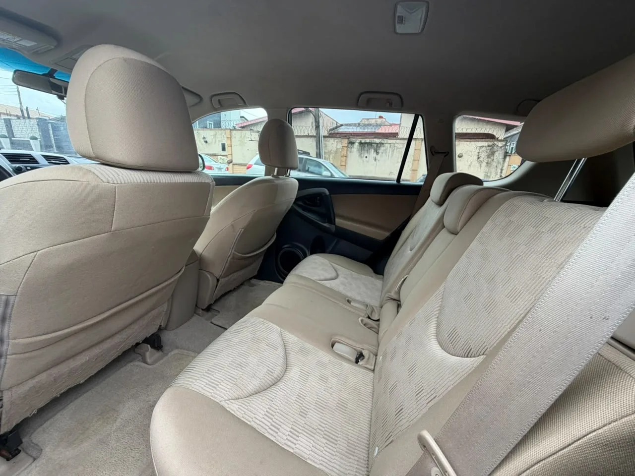 2009 Toyota Rav4 – Passenger Cars
