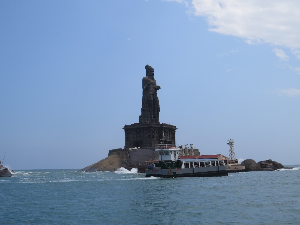 Thiruvalluvar Statue Kanyakumari