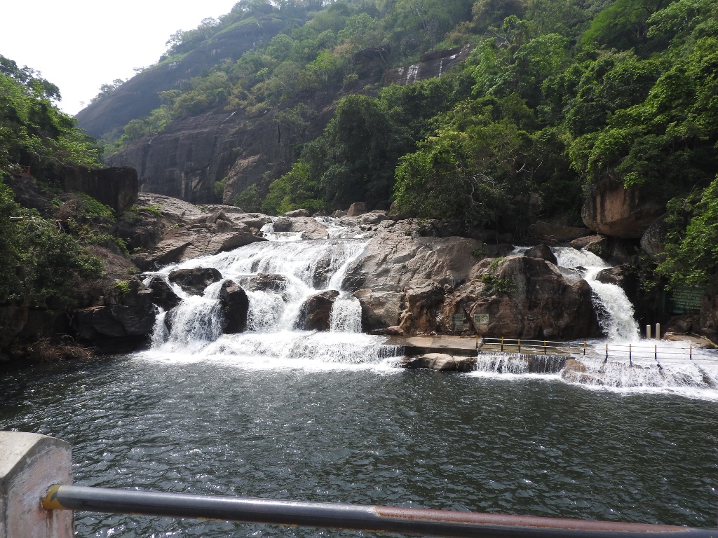 Manimuthar Falls