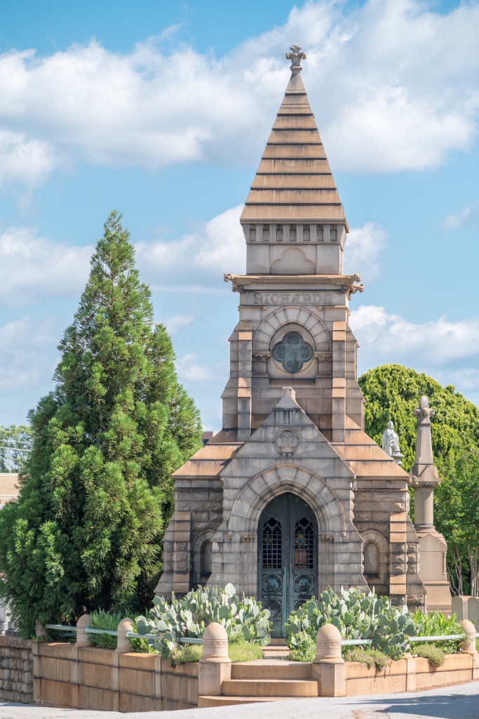 Oakland Cemetery