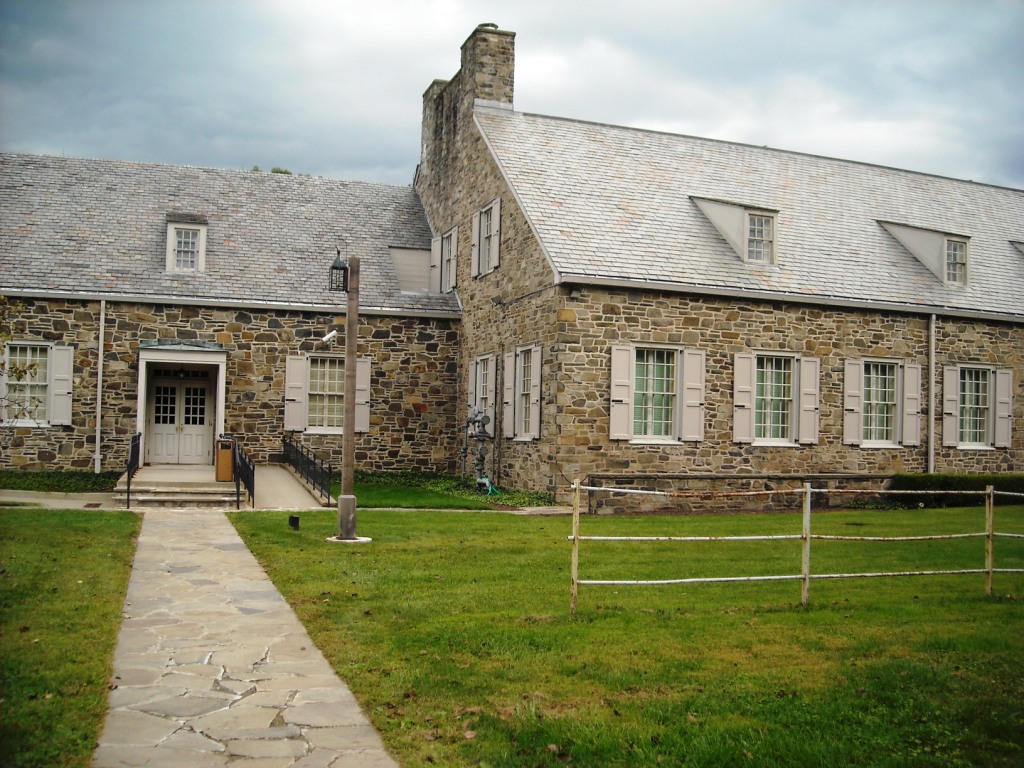Franklin D. Roosevelt Presidential Library and Home