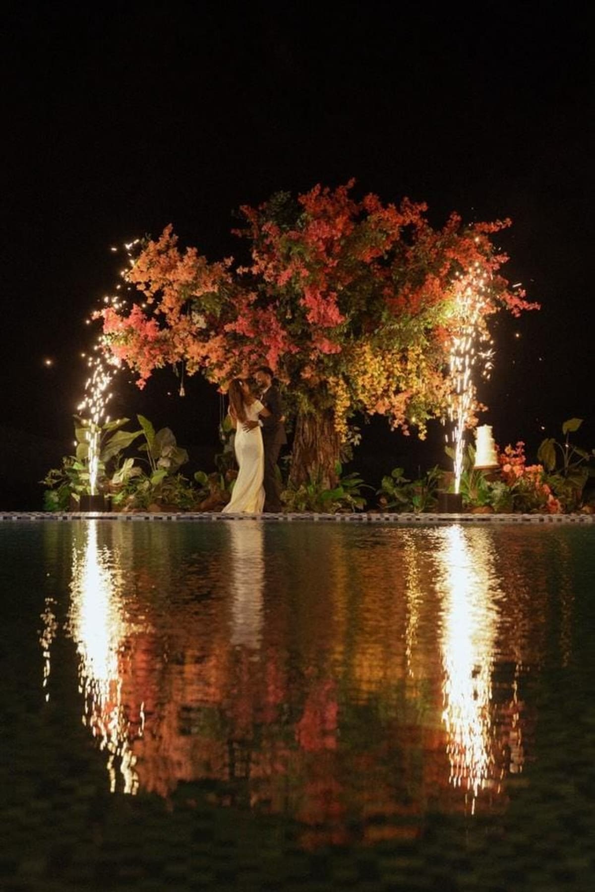 A Bougainvillea Dream |  S and R