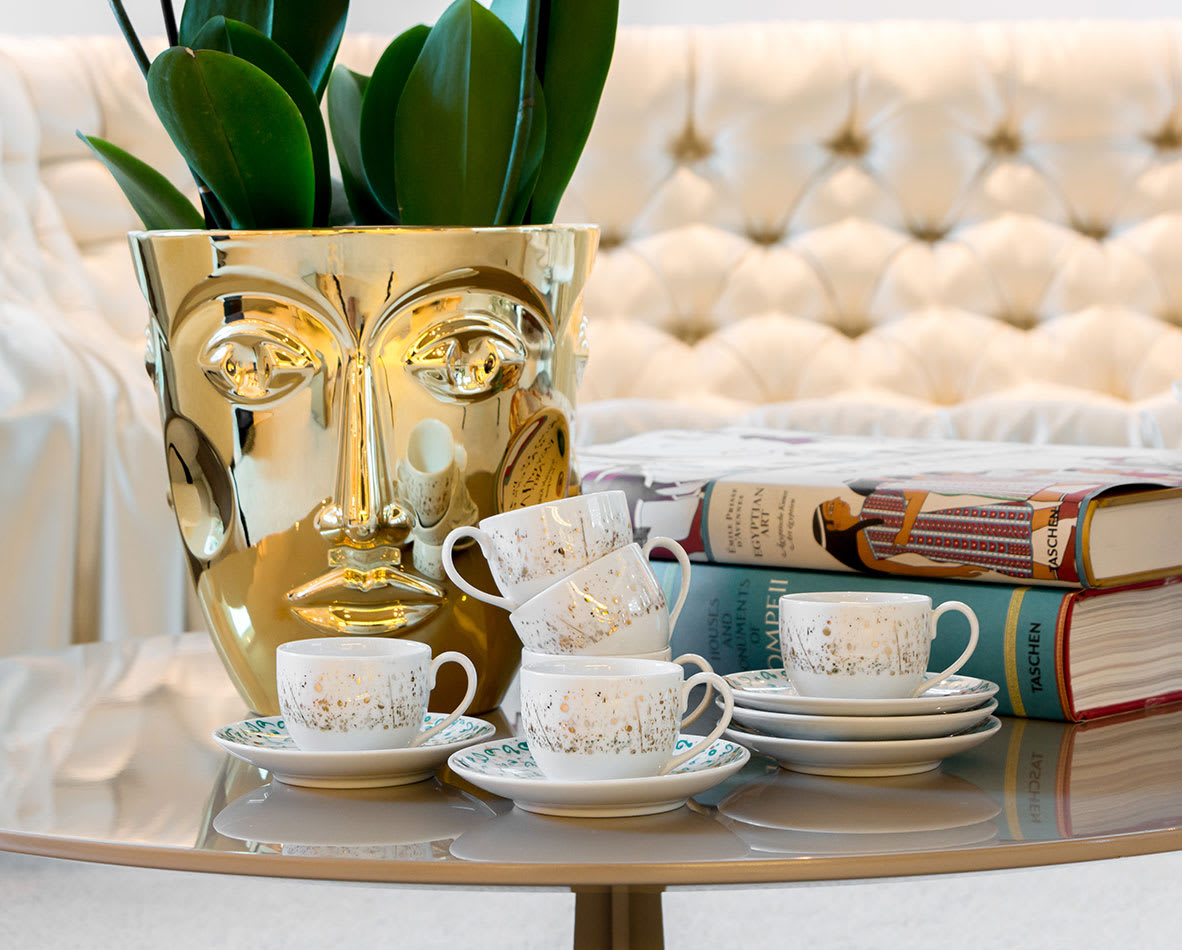 Luxury Gifts in Dubai By White Almonds