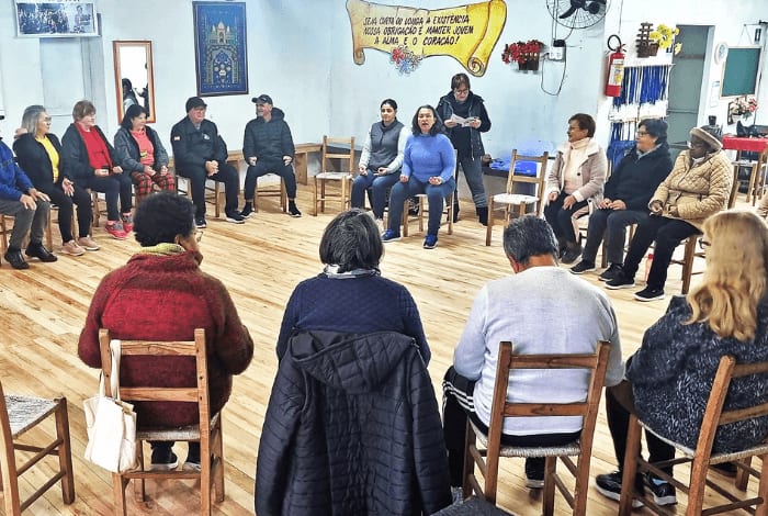 Fiocruz oferece Yoga e Reiki gratuitos nas comunidades