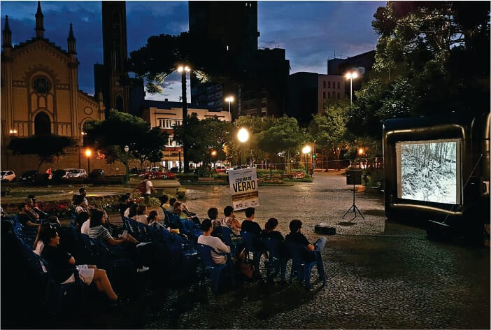 Cinema de Verão apresenta clássicos de Chaplin em Carlos Barbosa