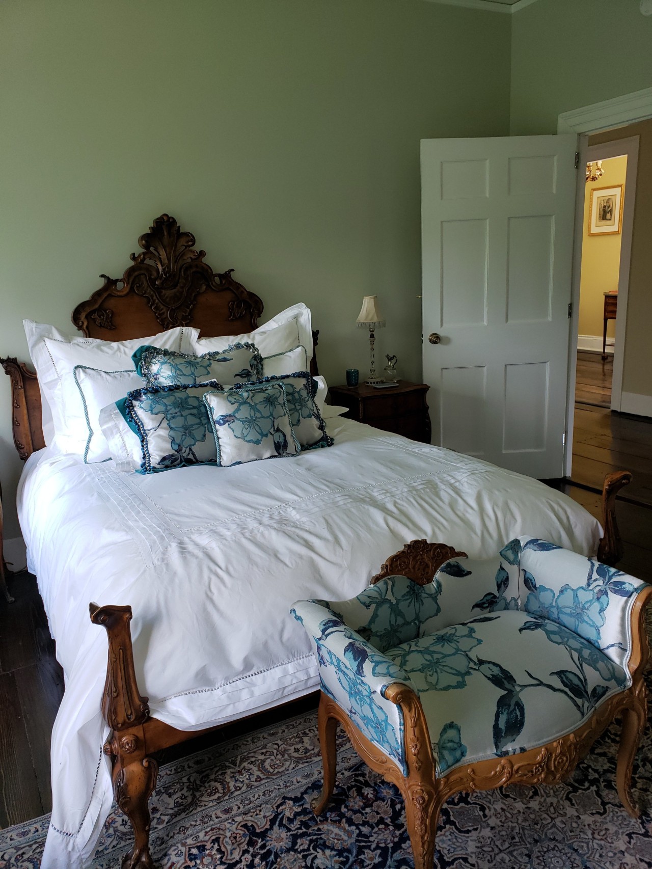 Claudine's Suite