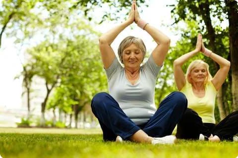 Chair Yoga For Seniors With Dementia and Alzheimer's - Giving Care