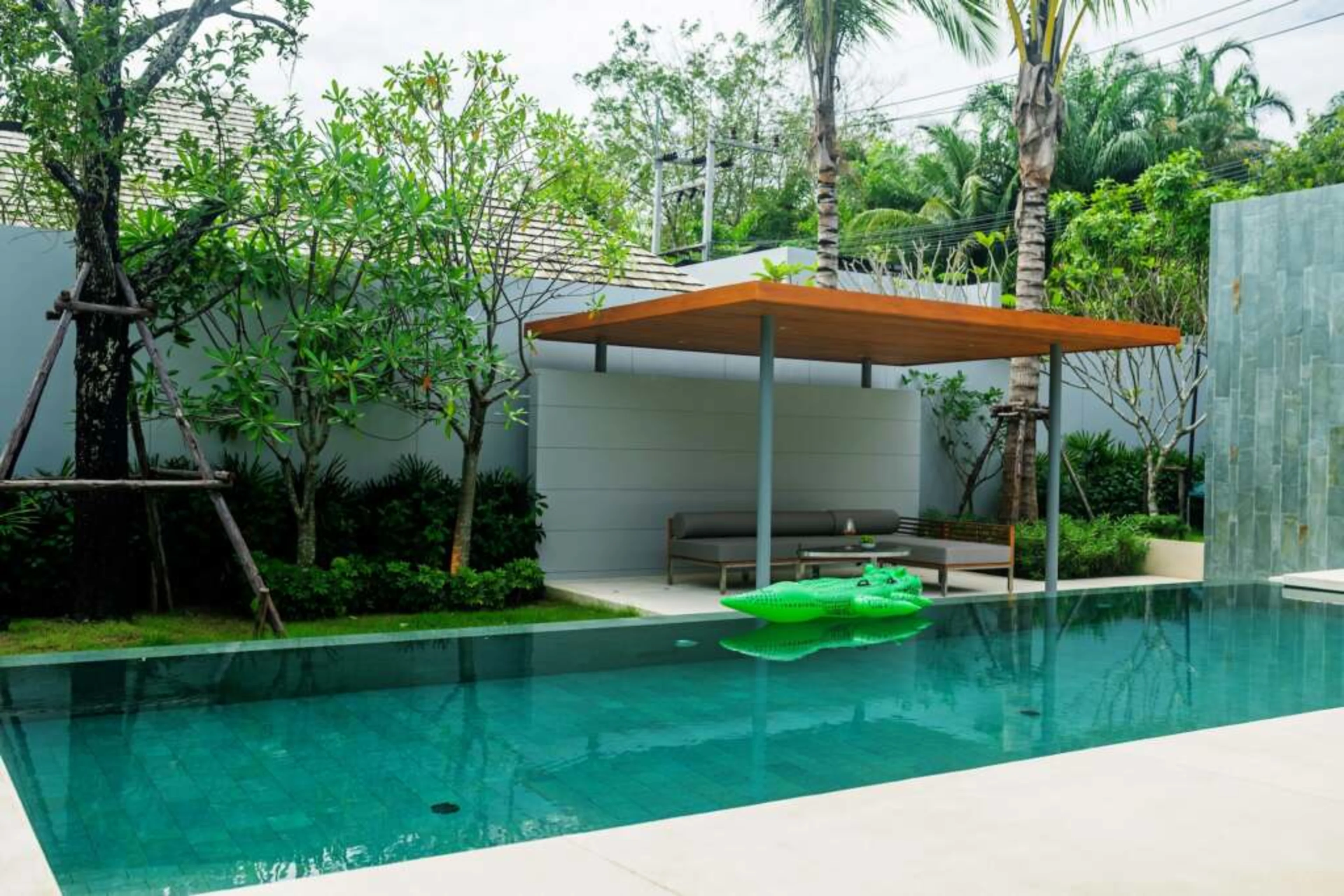 Resale: Anchan Tropicana with Solar Panels Installed — photo 2