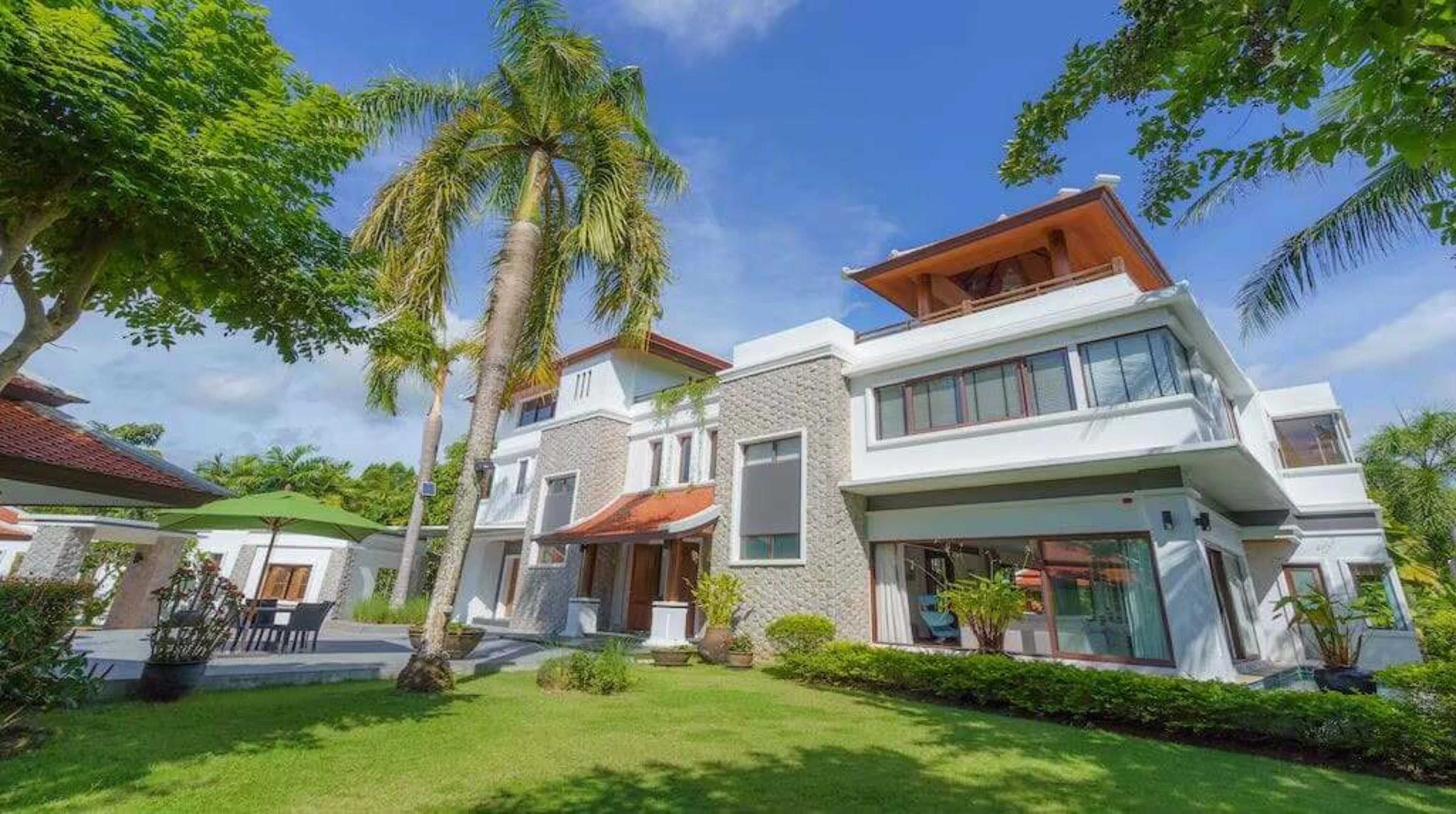 The Largest 7 Bedroom Pool Villa in Boat Lagoon — photo 3